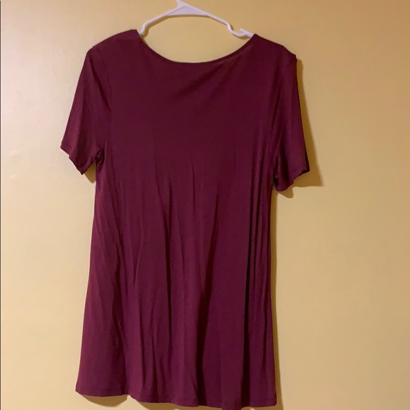 Maroon old navy shirt - Picture 2 of 2
